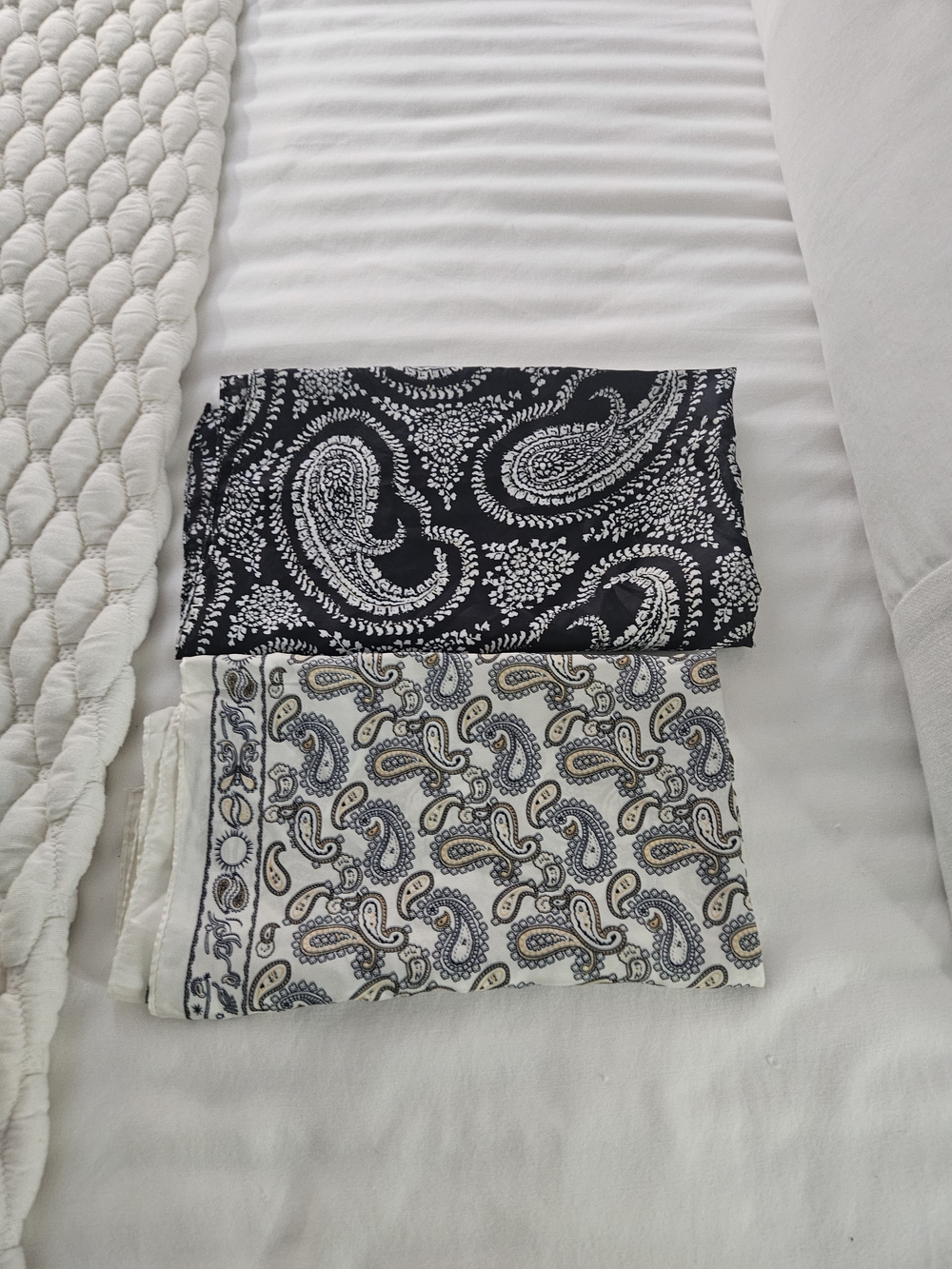 Paisley Accent Scarves- Unbranded